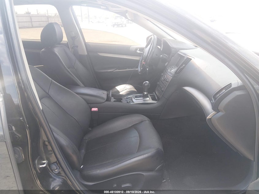 2015 Infiniti Q40 VIN JN1CV6AR3FM521670 IAAI salvage auction — NORMAL WEAR, Salvage Title, sold $0 on 2026-09-26 (photo 5)
