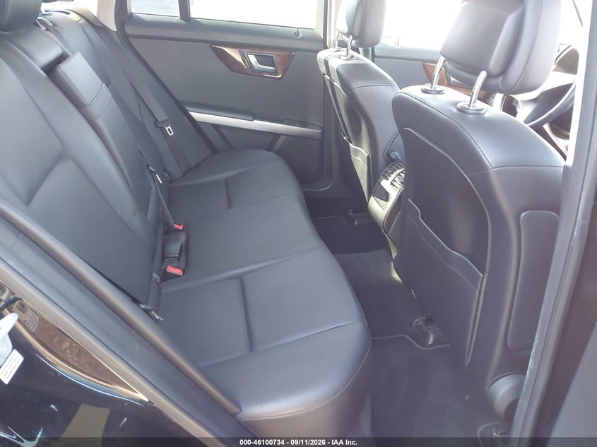 2012 Mercedes-benz Glk-klasse VIN WDCGG5GB9CF831832 IAAI salvage auction — REAR END, Salvage Title, sold $25 on 2026-10-03 (photo 8)