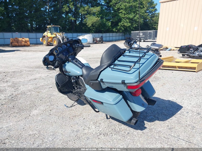 2024 Harley-davidson Electra glide VIN 1HD1KEF19RB662025 IAAI salvage auction — SIDE, Salvage (Georgia), sold $7,600 on 2026-10-07 (photo 3)