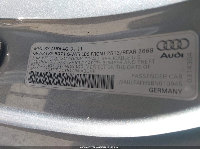 2011 Audi A5 VIN WAULFAFH5BN010945 IAAI salvage auction — RIGHT SIDE, Salvage (Pennsylvania), sold $0 on 2026-10-12 (photo 9)