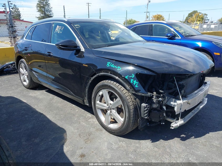 2019 Audi E-tron VIN WA1LABGE1KB018144 — IAAI salvage auction photo