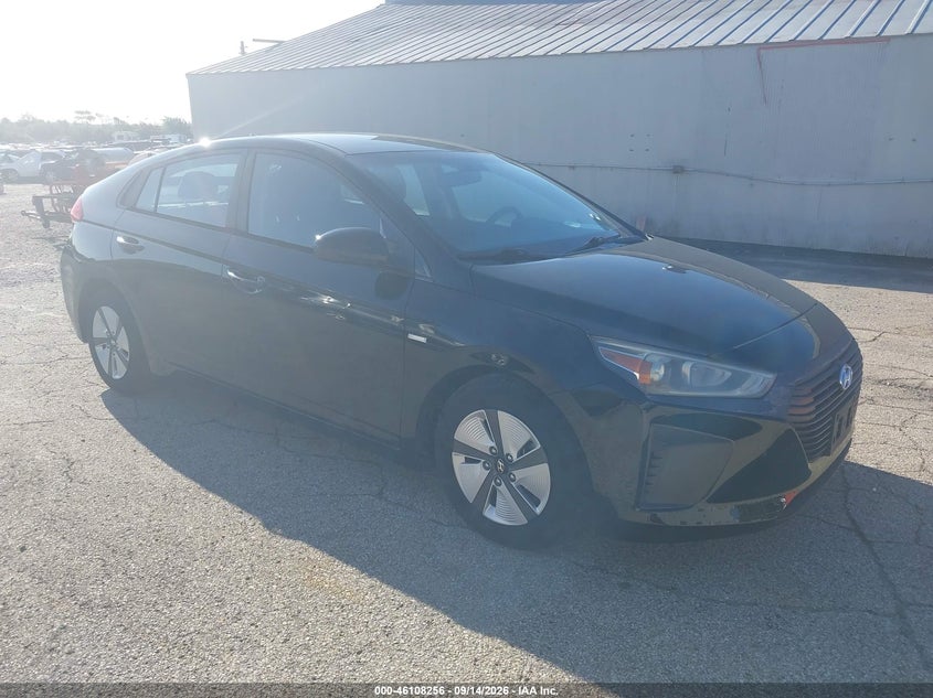 2018 Hyundai IONIQ VIN KMHC65LC1JU100323 — IAAI salvage auction photo