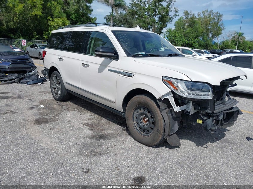2019 Lincoln Navigator VIN 5LMJJ2LT0KEL00462 — IAAI salvage auction photo