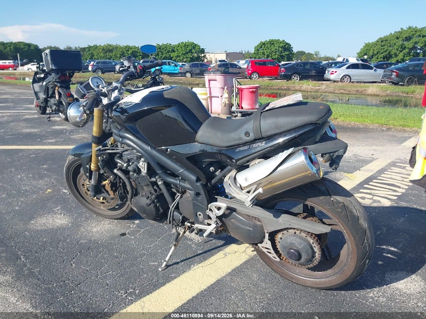 2007 Triumph motorcycle Speed triple VIN SMT500PK07J282353 IAAI salvage auction — UNKNOWN, Rebuildable (Florida), sold $1,650 on 2026-10-07 (photo 3)