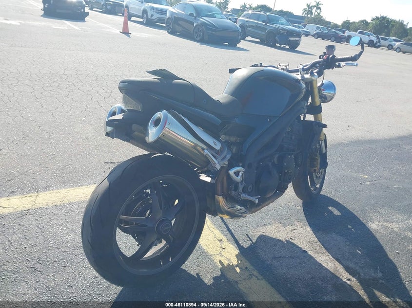 2007 Triumph motorcycle Speed triple VIN SMT500PK07J282353 IAAI salvage auction — UNKNOWN, Rebuildable (Florida), sold $1,650 on 2026-10-07 (photo 4)