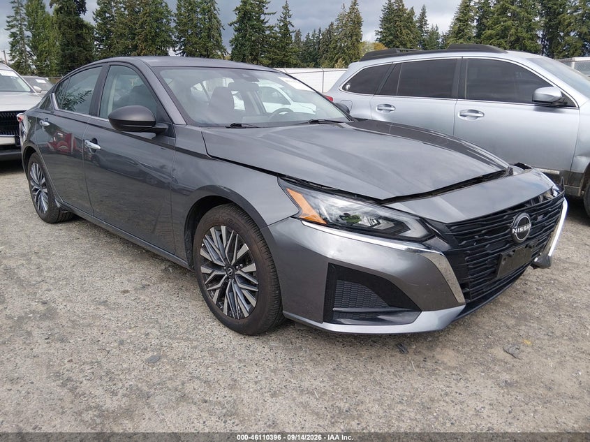 2025 Nissan Altima VIN 1N4BL4DVXSN381641 — IAAI salvage auction photo