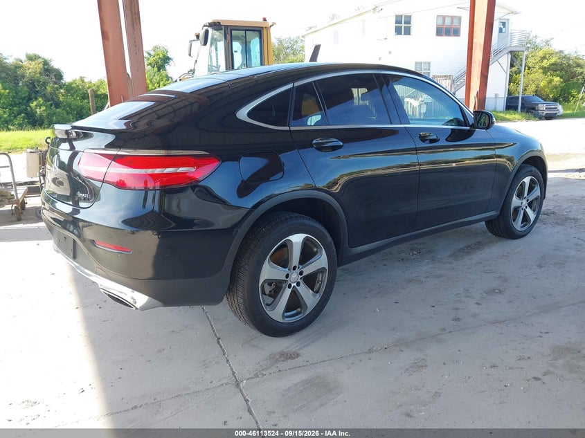 2017 Mercedes-benz Glc coupe VIN WDC0J4KB1HF155386 IAAI salvage auction — NORMAL WEAR, Clear (Florida), sold $11,125 on 2026-09-23 (photo 4)