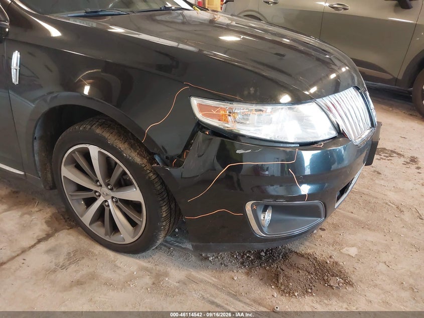 2009 Lincoln Mks VIN 1LNHM93R79G601654 IAAI salvage auction — FRONT END, Clear (Michigan), sold $1,050 on 2026-10-01 (photo 6)