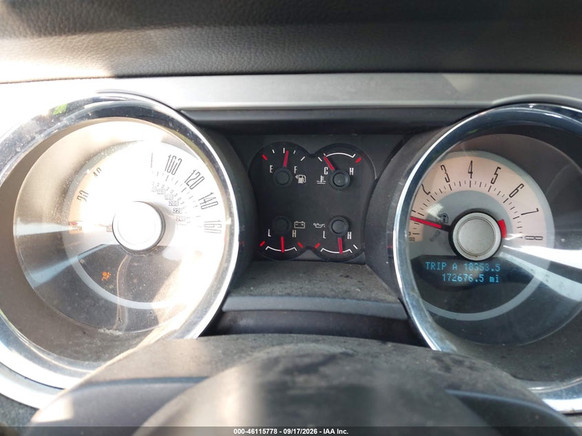 2011 Ford Mustang VIN 1ZVBP8EM5B5136187 IAAI salvage auction — SIDE, Salvage (Ohio), sold $925 on 2026-10-08 (photo 7)