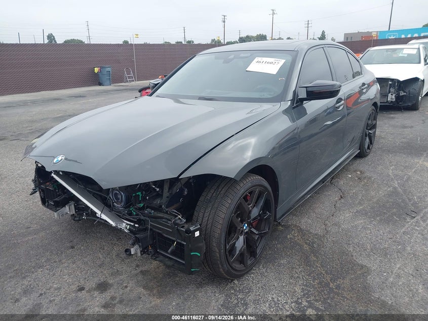 2026 BMW 3er VIN 3MW59FT02T8F95113 IAAI salvage auction — FRONT & REAR, Salvage (California), sold $27,000 on 2026-10-19 (photo 2)