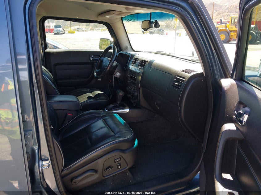 2006 Hummer H3 VIN 5GTDN136668177471 IAAI salvage auction — NORMAL WEAR, Clear - Dealer Only (California), sold $725 on 2026-09-30 (photo 5)