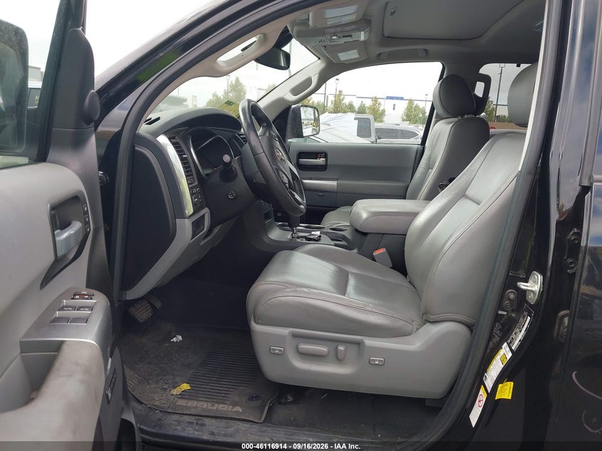 2020 Toyota Sequoia VIN 5TDJY5G15LS180702 IAAI salvage auction — FRONT END, Salvage Title, sold $10,275 on 2026-10-23 (photo 5)
