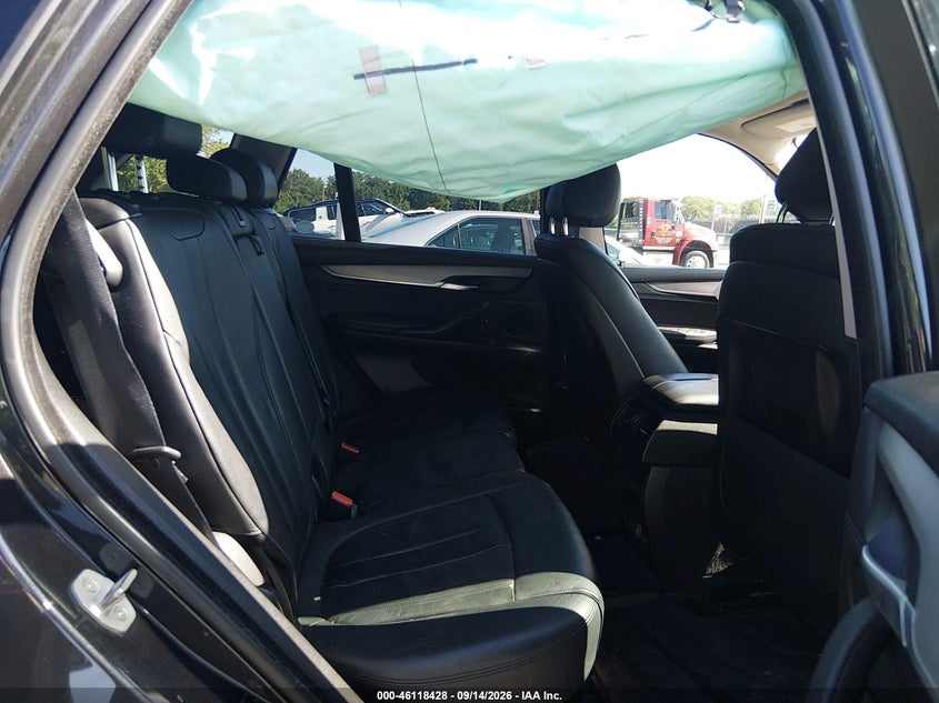 2014 BMW X5 VIN 5UXKR0C55E0K46473 IAAI salvage auction — NORMAL WEAR, Clear (New Jersey), sold $1,625 on 2026-10-11 (photo 8)