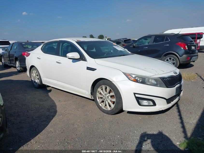 2015 Kia Optima VIN 5XXGM4A72FG426835 IAAI salvage auction — NORMAL WEAR, Salvage Title, sold $475 on 2026-10-07 (photo 1)