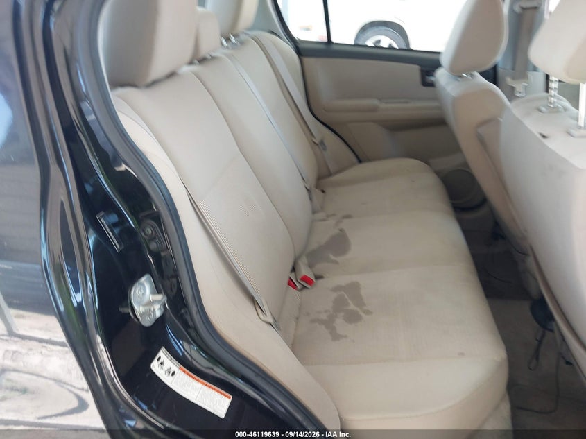 2011 Suzuki Sx4 VIN JS2YC5A28B6300656 IAAI salvage auction — NORMAL WEAR, Clear-Dealer Only (North Carolina), sold $550 on 2026-09-22 (photo 8)