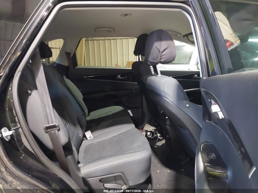 2016 Kia Sorento VIN 5XYPG4A38GG046092 IAAI salvage auction — THEFT, Salvage (North Carolina), sold $1,300 on 2026-09-28 (photo 8)
