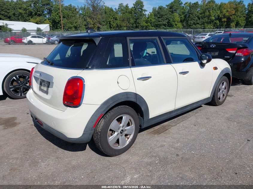 2015 Mini Hard top VIN WMWXS5C50FT837588 IAAI salvage auction — NORMAL WEAR, Clear (Virginia), sold $975 on 2026-09-25 (photo 4)