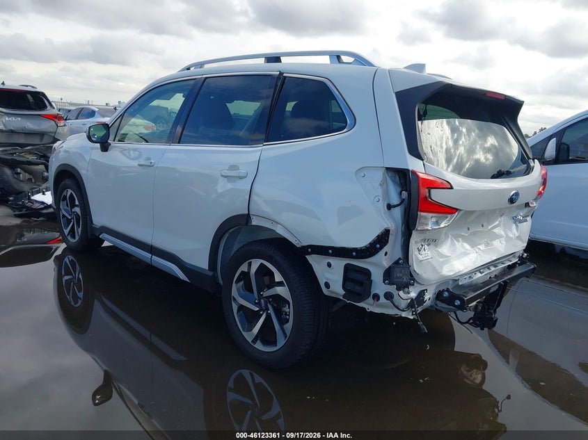2023 Subaru Forester VIN JF2SKARC7PH510543 IAAI salvage auction — REAR END, Salvage (Arizona), sold $9,975 on 2026-10-06 (photo 3)