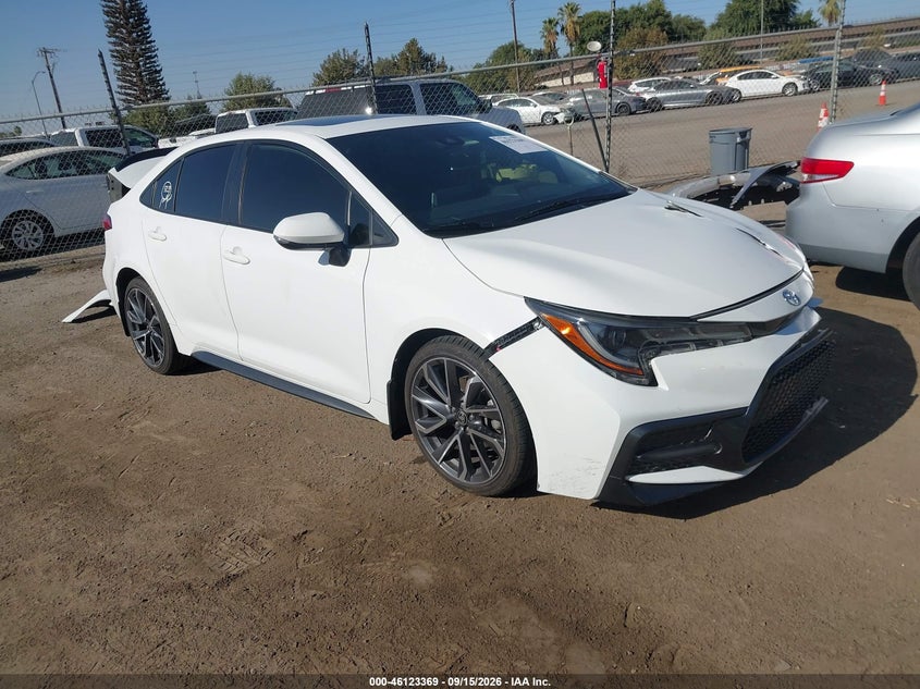 2020 Toyota Corolla VIN JTDT4RCE4LJ037046 — IAAI salvage auction photo