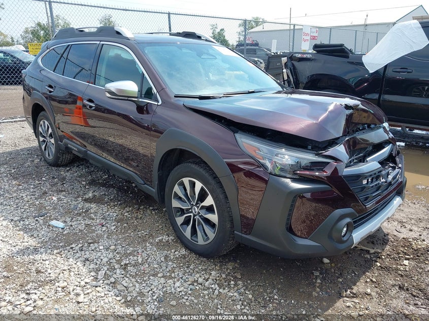 2025 Subaru Outback VIN 4S4BTAPC7S3220772 — IAAI salvage auction photo