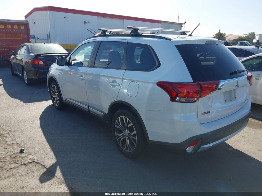 2016 Mitsubishi Outlander VIN JA4AD3A34GZ028841 IAAI salvage auction — NORMAL WEAR, Salvage Title, sold $625 on 2026-09-27 (photo 3)