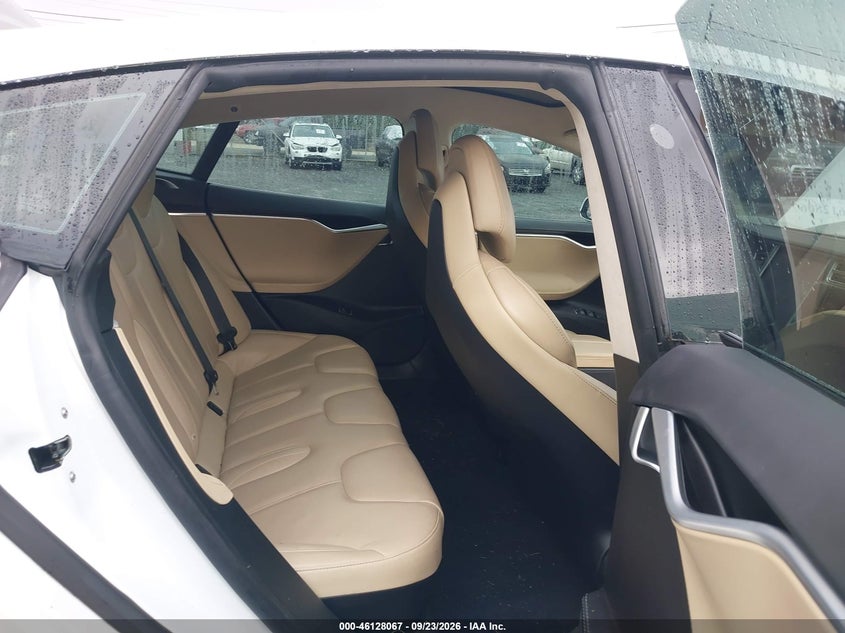 2017 Tesla Model s VIN 5YJSA1E20HF200475 IAAI salvage auction — FRONT END, Wait Title, sold $8,500 on 2026-10-08 (photo 8)