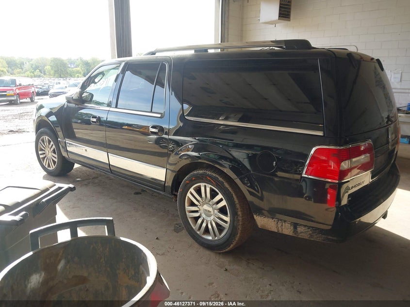 2009 Lincoln Navigator VIN 5LMFL28509LJ00732 IAAI salvage auction — NORMAL WEAR, Clear (Minnesota), sold $450 on 2026-10-14 (photo 3)
