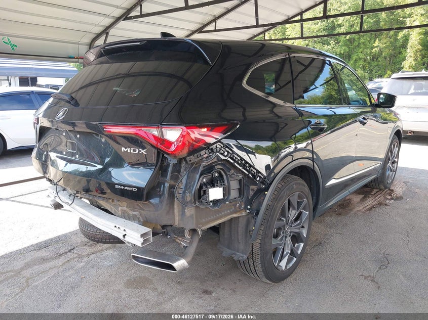 2024 Acura Mdx VIN 5J8YE1H32RL011796 IAAI salvage auction — REAR END, Wait Title, sold $10,700 on 2026-10-07 (photo 4)