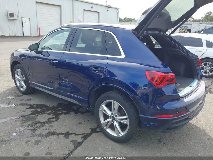 2024 Audi Q3 VIN WA1DECF3XR1185486 IAAI salvage auction — FRONT END, Mv-907A (New York), sold $25 on 2026-10-08 (photo 3)