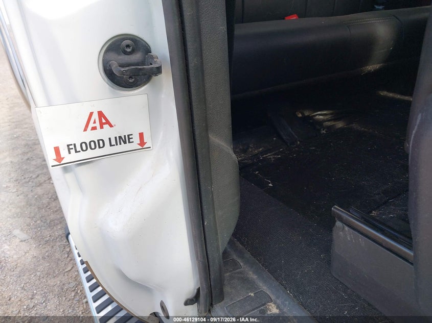 2012 Ford F250 VIN 1FT7X2BT9CEB30976 IAAI salvage auction — WATER/FLOOD, Salvage (Montana), sold $9,000 on 2026-10-14 (photo 6)