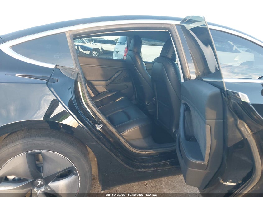 2018 Tesla Model 3 VIN 5YJ3E1EA2JF044493 IAAI salvage auction — SIDE, Salvage (Arizona), sold $6,800 on 2026-10-01 (photo 8)