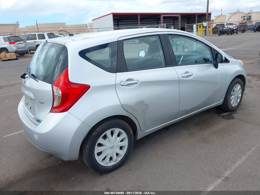 2014 Nissan Versa note VIN 3N1CE2CP6EL397973 IAAI salvage auction — RIGHT SIDE, Clear (Hawaii), sold $1,100 on 2026-09-25 (photo 4)