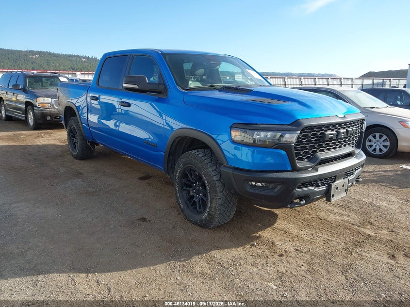 2025 Ram 1500 VIN 1C6SRFLP8SN581092 IAAI salvage auction — REAR END, Wait Title, sold $33,250 on 2026-09-27 (photo 1)