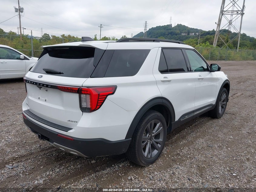 2025 Ford Explorer VIN 1FMUK8DH3SGC32804 IAAI salvage auction — WATER/FLOOD, Wait Title, sold $12,200 on 2026-10-10 (photo 4)