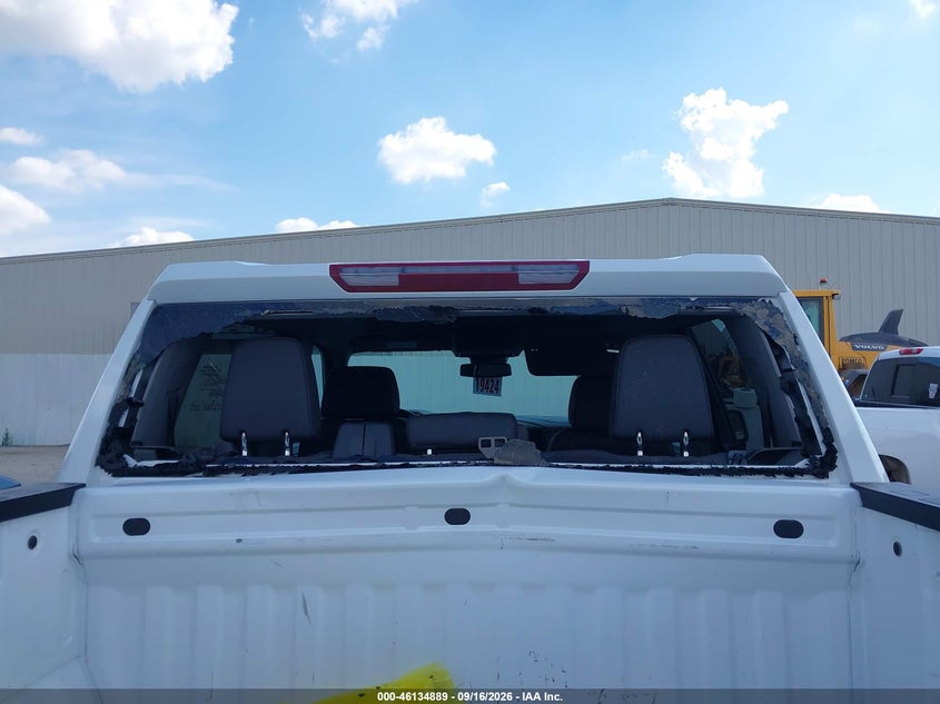 2026 Gmc VIN 3GTPHDED1TG169390 IAAI salvage auction — REAR END, Wait Title, sold $31,450 on 2026-09-24 (photo 6)