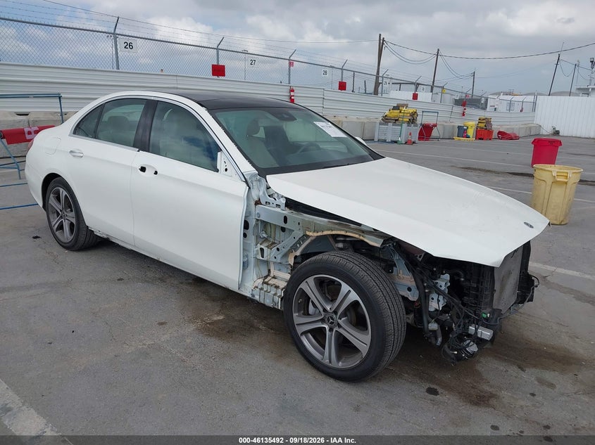 2018 Mercedes-benz E-klasse VIN WDDZF4JB8JA373530 — IAAI salvage auction photo