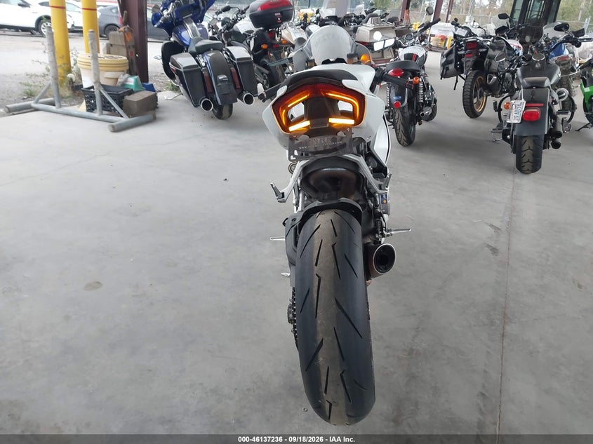 2021 Ducati Panigale VIN ZDMHAATW2MB005186 IAAI salvage auction — FRONT END, Bill Of Sale (Washington), sold $6,275 on 2026-10-07 (photo 6)