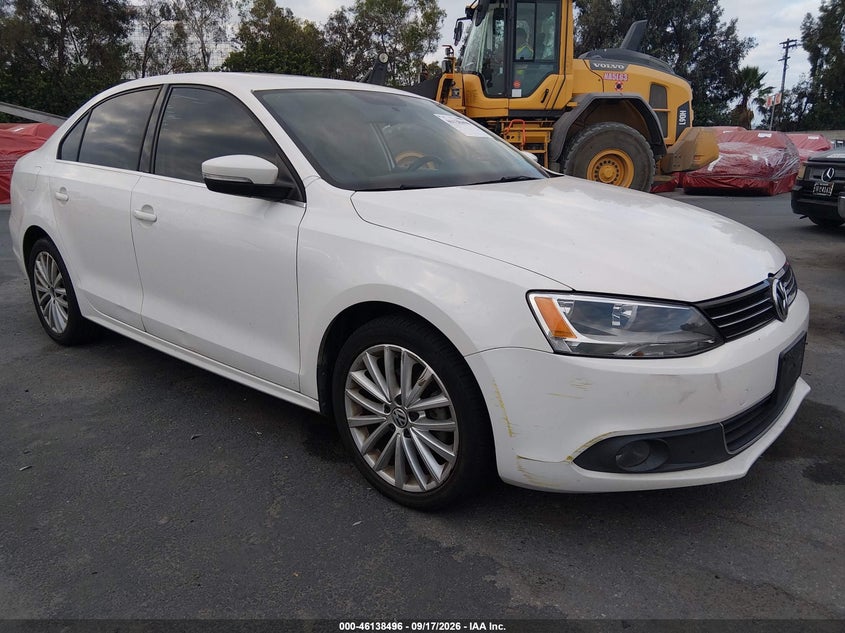 2013 Volkswagen Jetta VIN 3VWLP7AJ2DM402157 IAAI salvage auction — NORMAL WEAR, Clear - Dealer Only (California), sold $1,250 on 2026-09-29 (photo 1)