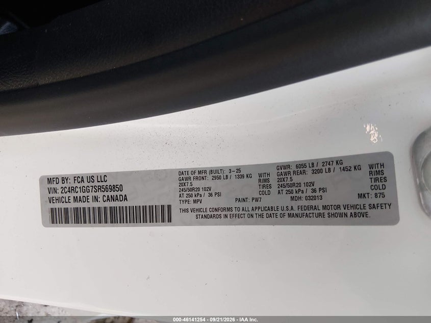 2025 Chrysler Pacifica VIN 2C4RC1GG7SR569850 IAAI salvage auction — NORMAL WEAR, Enterprise Vehicles Clear Only (Nevada), sold $18,800 on 2026-10-02 (photo 9)