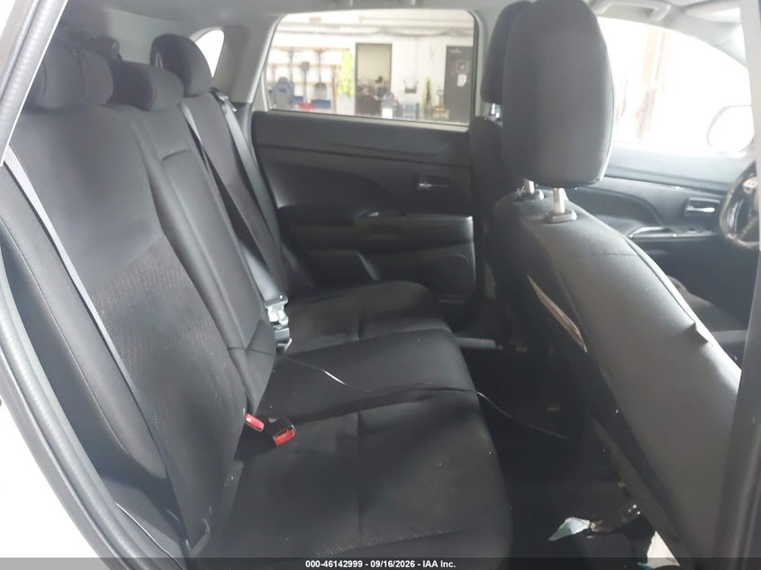 2013 Mitsubishi VIN 4A4AR4AU7DE011002 IAAI salvage auction — NORMAL WEAR, Clear (New York), sold $125 on 2026-09-27 (photo 8)