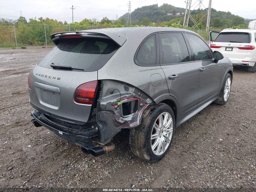 2014 Porsche Cayenne VIN WP1AD2A29ELA72873 IAAI salvage auction — REAR END, Salvage Title, sold $5,000 on 2026-10-01 (photo 4)