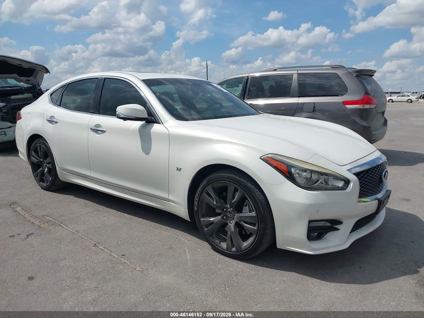 2015 Infiniti Q70 VIN JN1BY1APXFM540964 IAAI salvage auction — UNDERCARRIAGE, Wait Title, sold $3,500 on 2026-09-28 (photo 1)