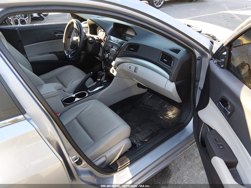2016 Acura Ilx VIN 19UDE2F36GA002440 IAAI salvage auction — SIDE, Salvage (Connecticut), sold $525 on 2026-10-04 (photo 5)