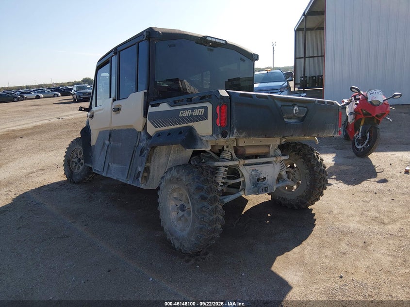 2025 Can-am/ brp Traxter VIN 3JBUUAX44SK000294 IAAI salvage auction — RIGHT FRONT, Salvage (Texas), sold $12,700 on 2026-10-02 (photo 3)