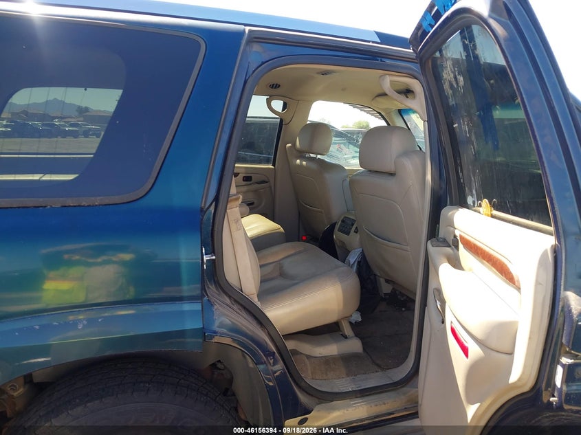 2005 Cadillac Escalade VIN 1GYEK63N65R148001 IAAI salvage auction — NORMAL WEAR, Clear-Dealer Only (Arizona), sold $925 on 2026-09-26 (photo 8)