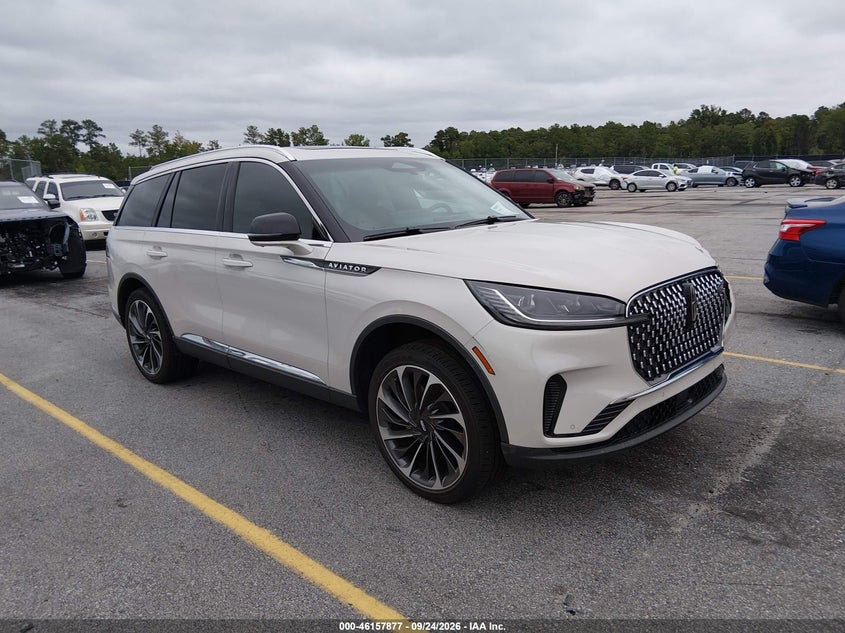 2025 Lincoln Aviator VIN 5LM5J7XC9SGL08380 — IAAI salvage auction photo
