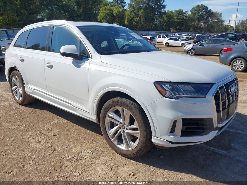 2024 Audi Q7 VIN WA1LXBF70RD008401 IAAI salvage auction — SIDE, Salvage Title, sold $0 on 2026-09-24 (photo 1)
