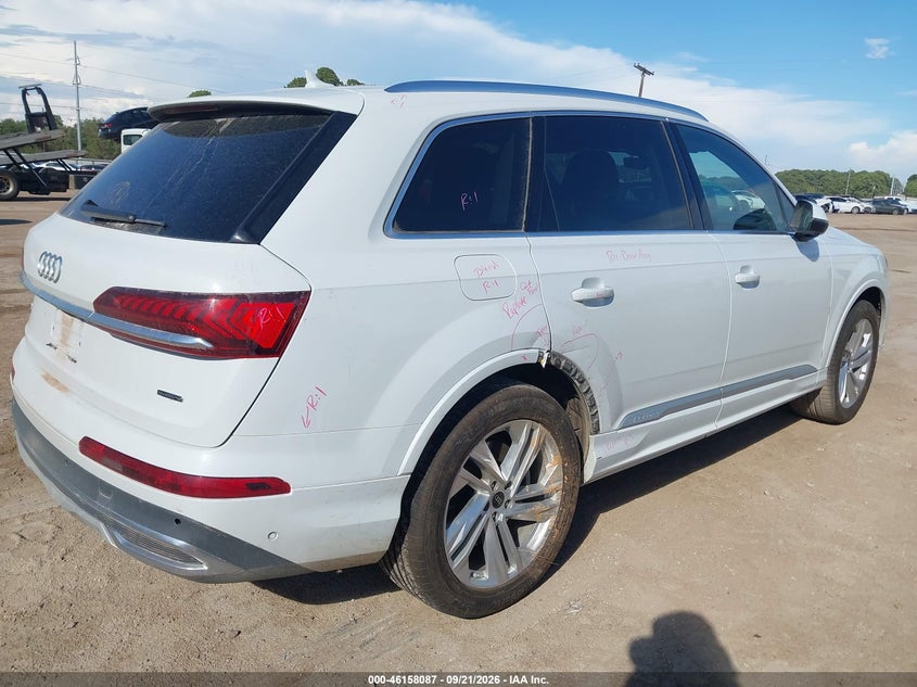 2024 Audi Q7 VIN WA1LXBF70RD008401 IAAI salvage auction — SIDE, Salvage Title, sold $0 on 2026-09-24 (photo 4)