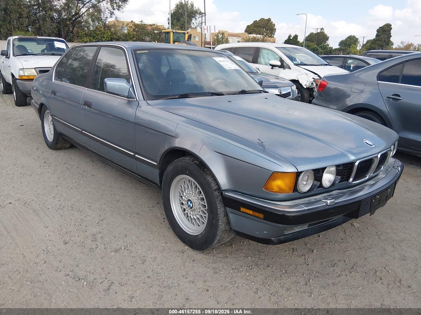1988 BMW 7 series VIN WBAGC8313J2767966 — IAAI salvage auction photo