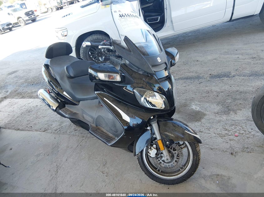 2008 Suzuki VIN JS1CP51BX82100235 IAAI salvage auction — NORMAL WEAR, Clear - Dealer Only (California), sold $375 on 2026-09-30 (photo 1)
